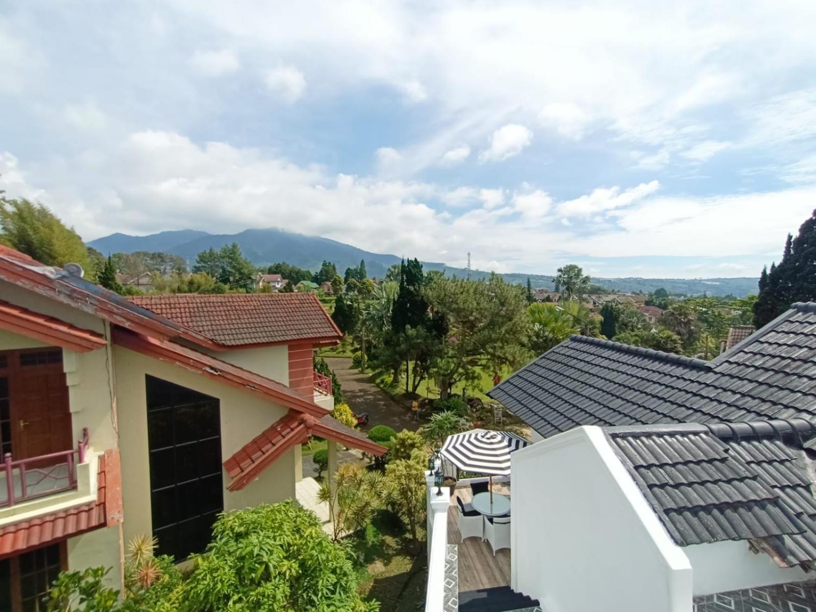 Villa Kota Bunga Malini 10 Cikundul Bagian luar foto