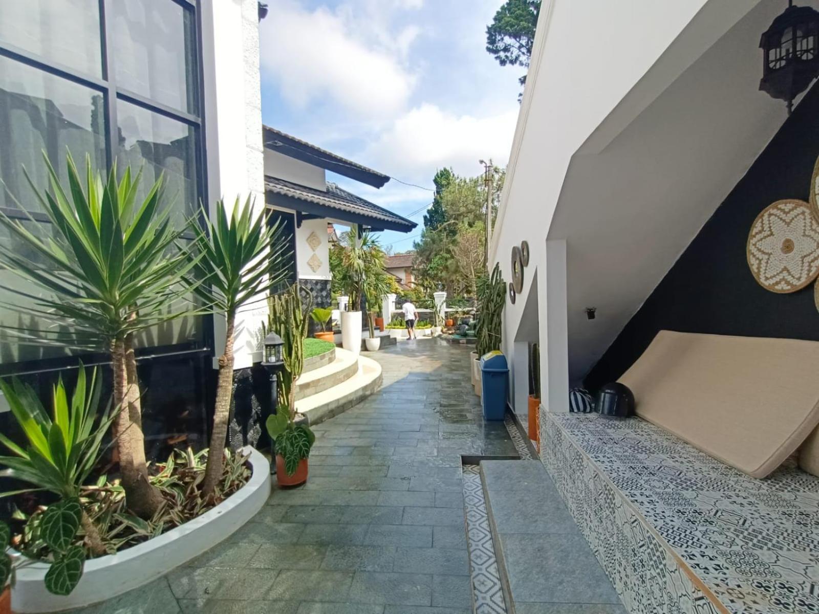 Villa Kota Bunga Malini 10 Cikundul Bagian luar foto